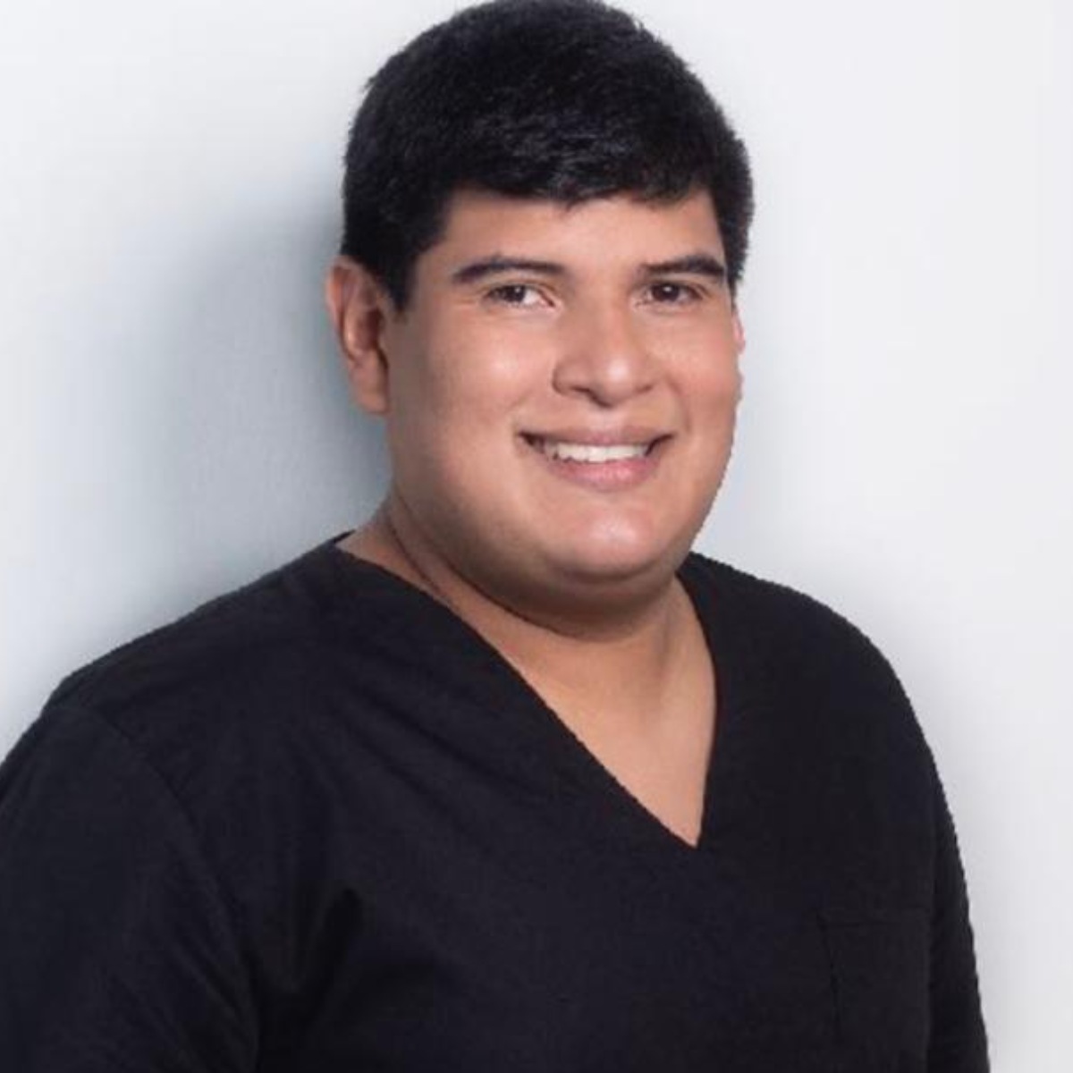 Dr. Alberto Meza